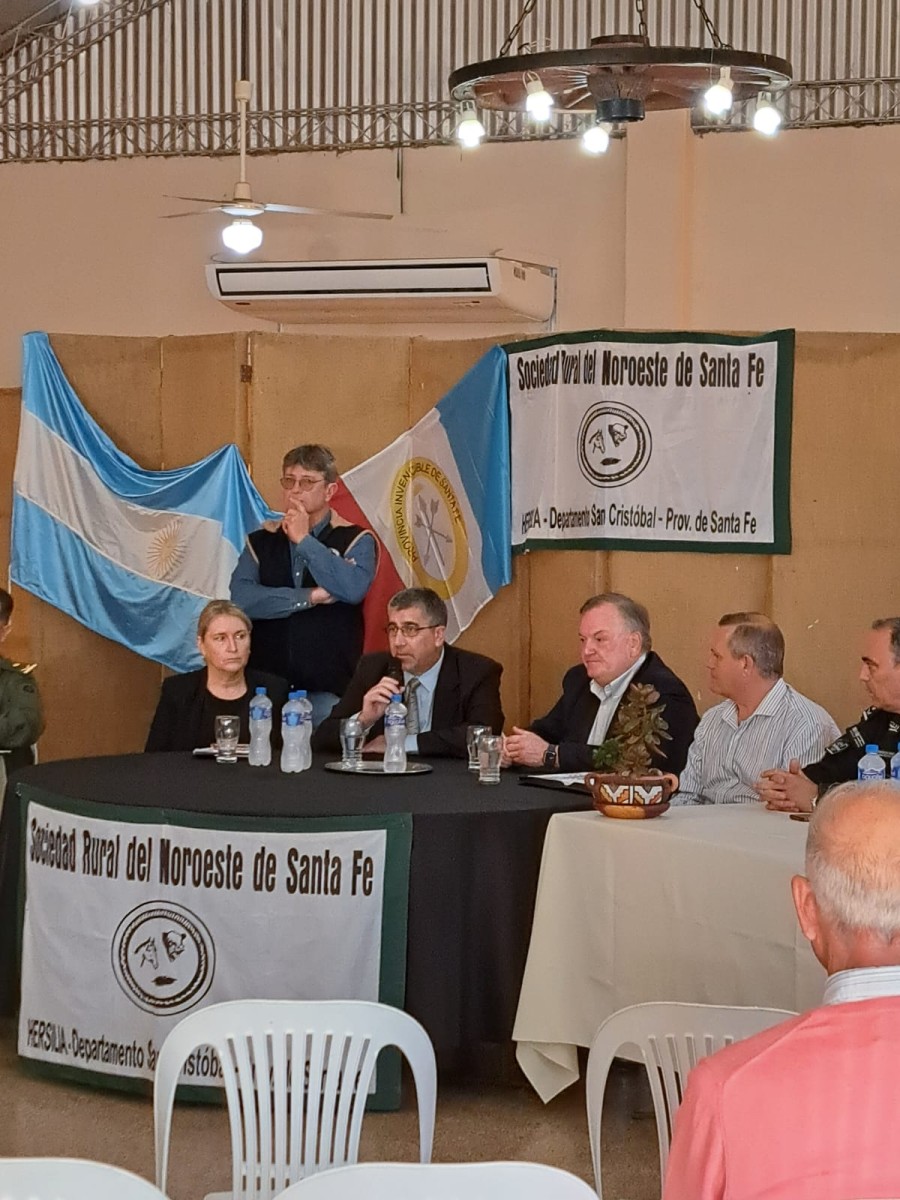 En la reunión multisectorial se trató la problemática rural en el departamento San Cristóbal.