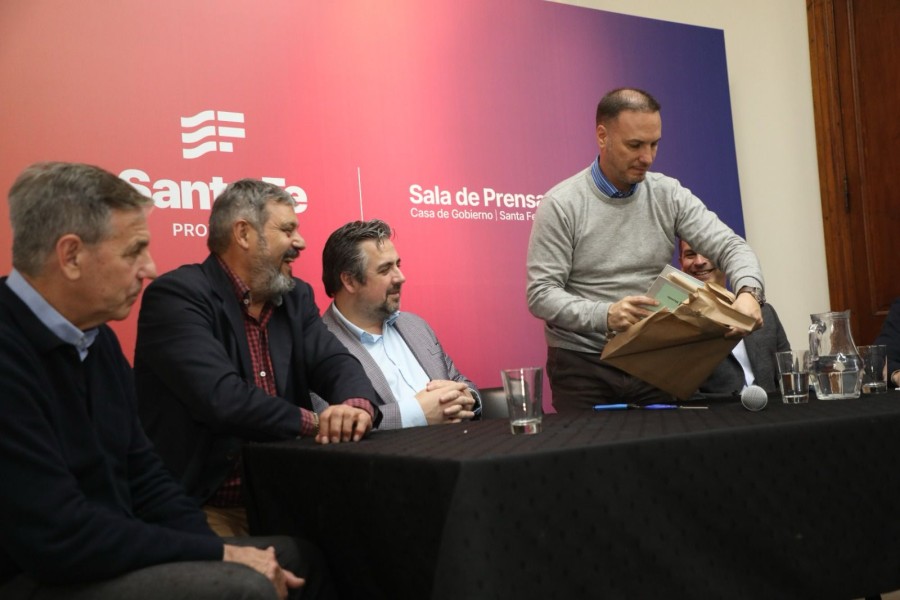 Se presentaron 7 empresas oferentes para las obras.