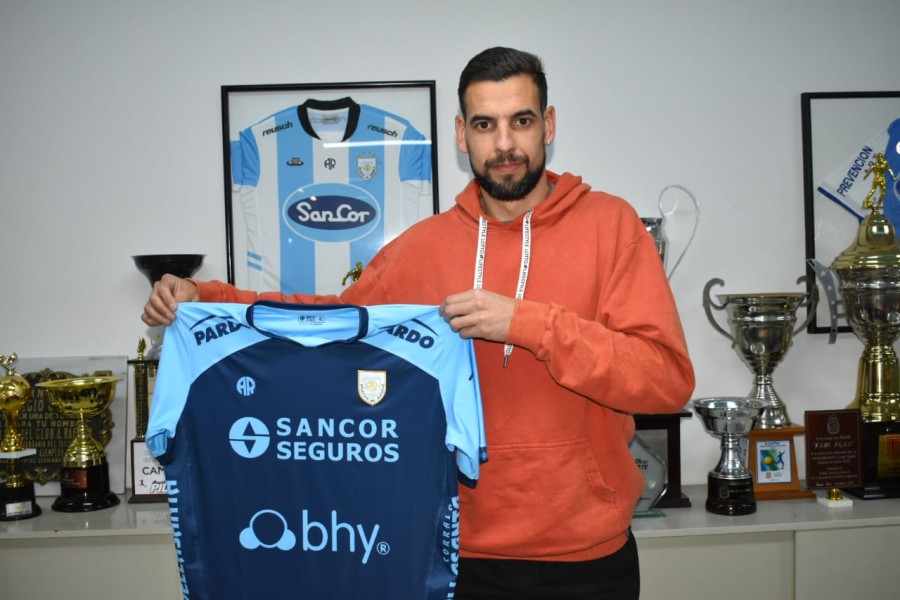 EMANUEL BILBAO, EL NUEVO ARQUERO QUE LLEGÓ A LA CREMA