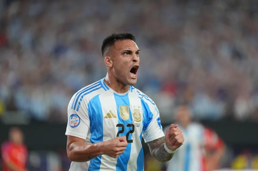 GRITO DE GOL PARA LAUTARO MARTÍNEZ QUE HACÍA UNOS MINUTOS HABÍA INGRESADO