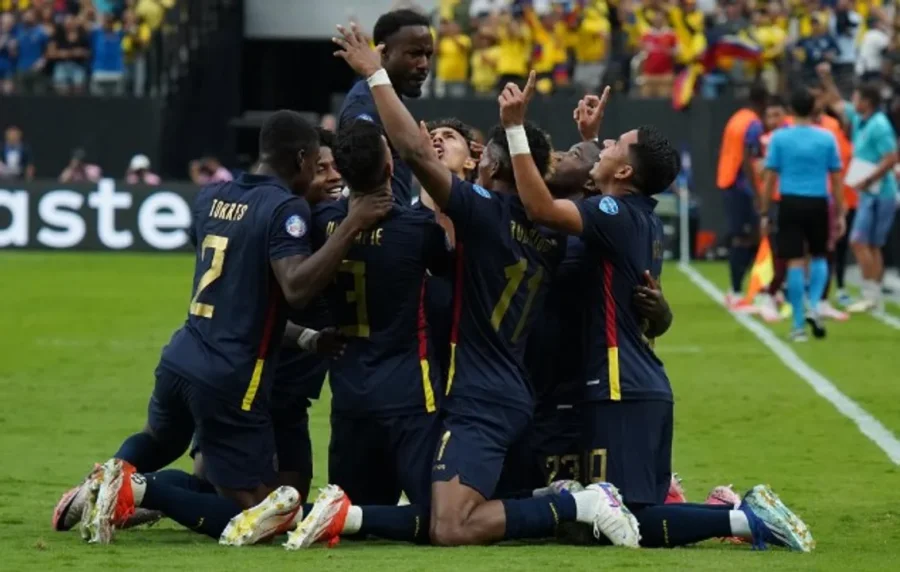 ECUADOR GANÓ Y PODRÍA SER RIVAL DE ARGENTINA EN CUARTOS