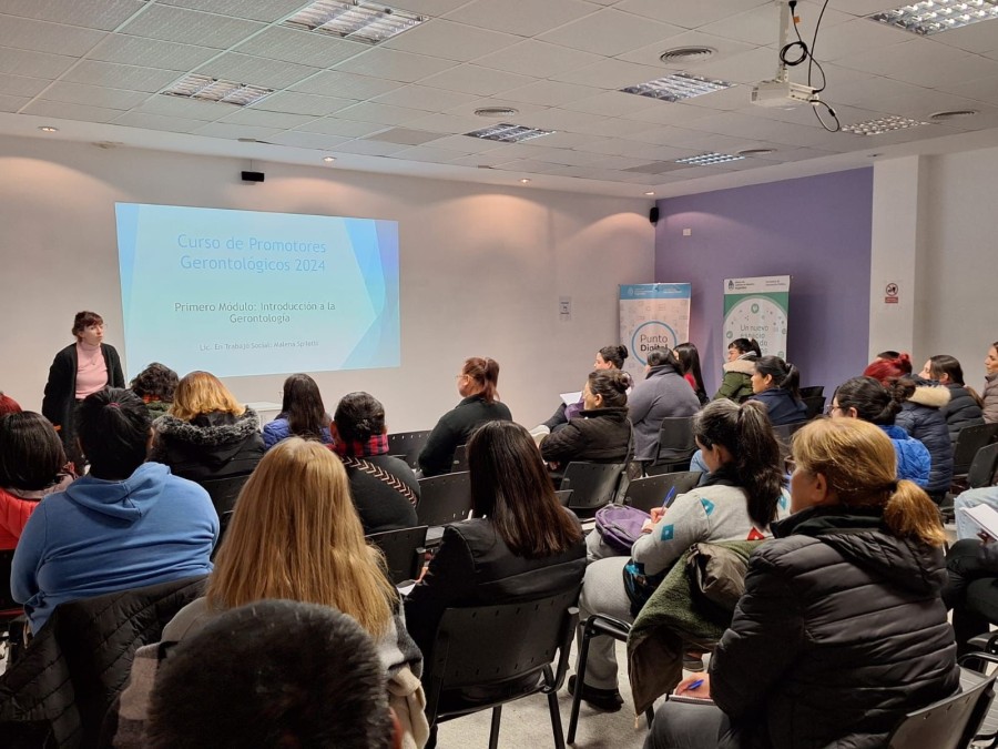 EL CURSO. Est&aacute; dirigido a personas de 18 a 55 a&ntilde;os con escolaridad primaria completa.