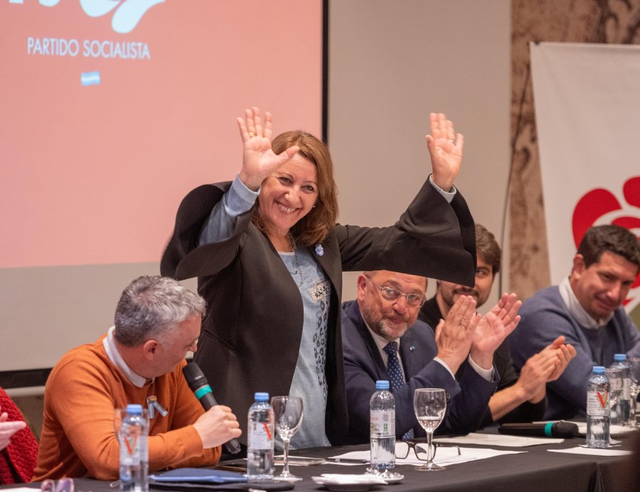M&oacute;nica Fein, actual diputada nacional por Santa Fe, continuar&aacute; como m&aacute;xima autoridad del socialismo en la Argentina.