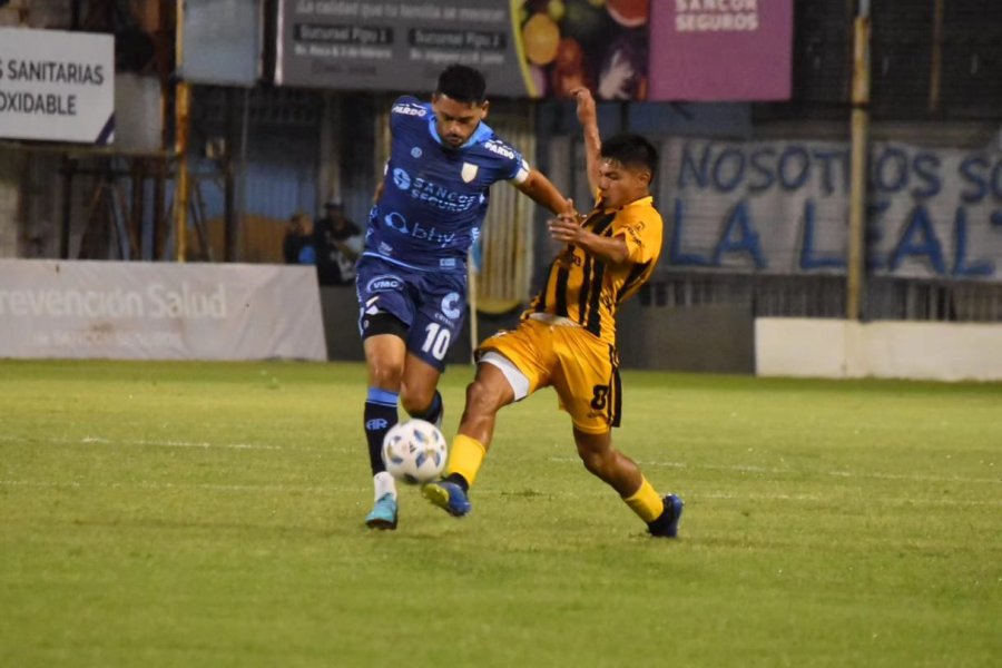 LA CREMA BUSCARÁ GANARLE POR PRIMERA VEZ A MITRE DE SANTIAGO DEL ESTERO