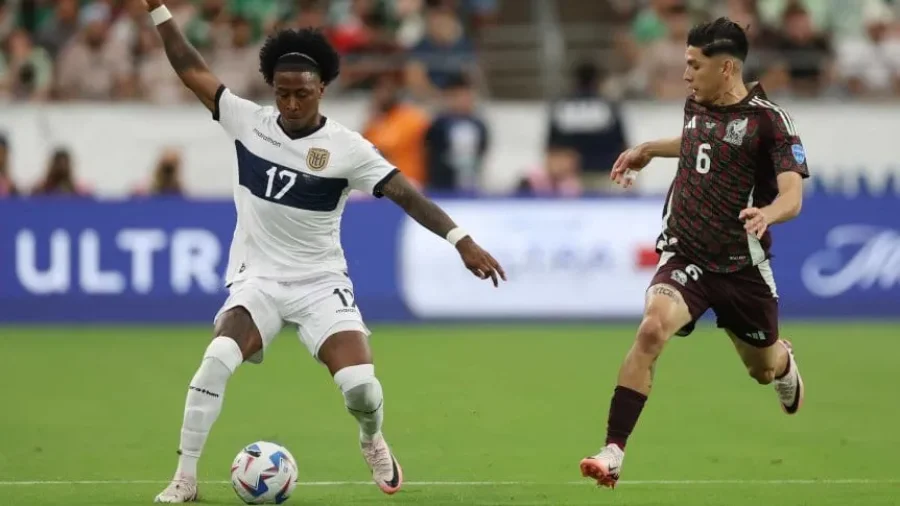 ECUADOR EMPATÓ CON MÉXICO Y AVANZÓ A CUARTOS