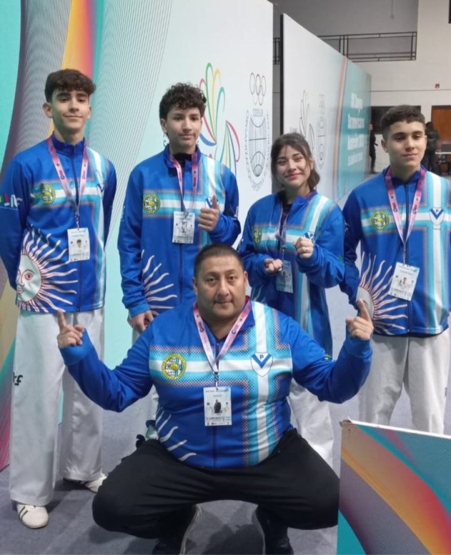 DELEGACION./ Contentos en Asunción.