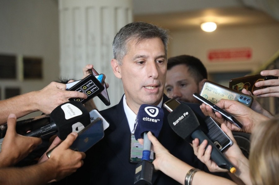 ANUNCIOS. Olivares adelant&oacute; que aguardan "expectantes" el registro de inflaci&oacute;n de junio.