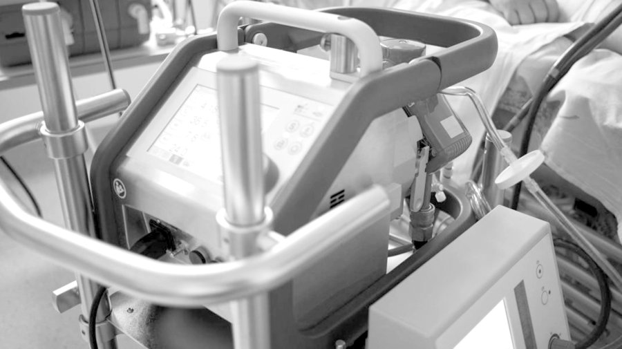 ECMO. La oxigenaci&oacute;n por membrana extracorp&oacute;rea se utiliza en situaciones de cuidados intensivos cuando el coraz&oacute;n o pulmones necesitan ayuda.