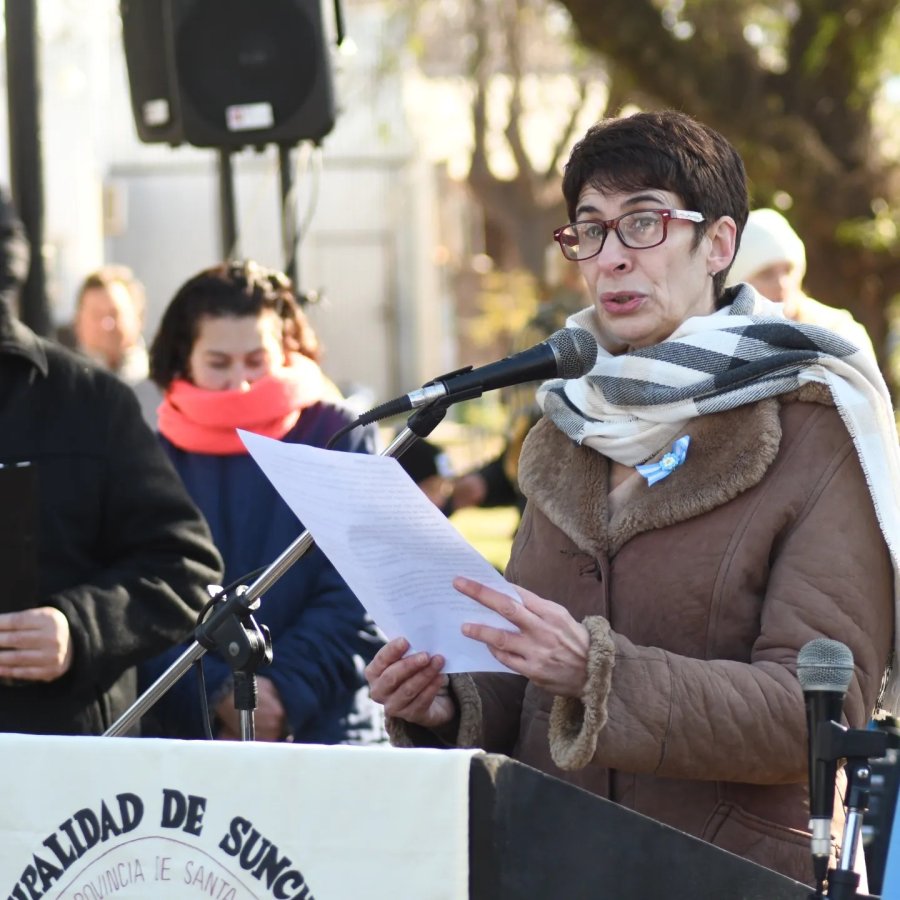 ANDREA OCHAT. La Secretaria de Gobierno durante su mensaje.