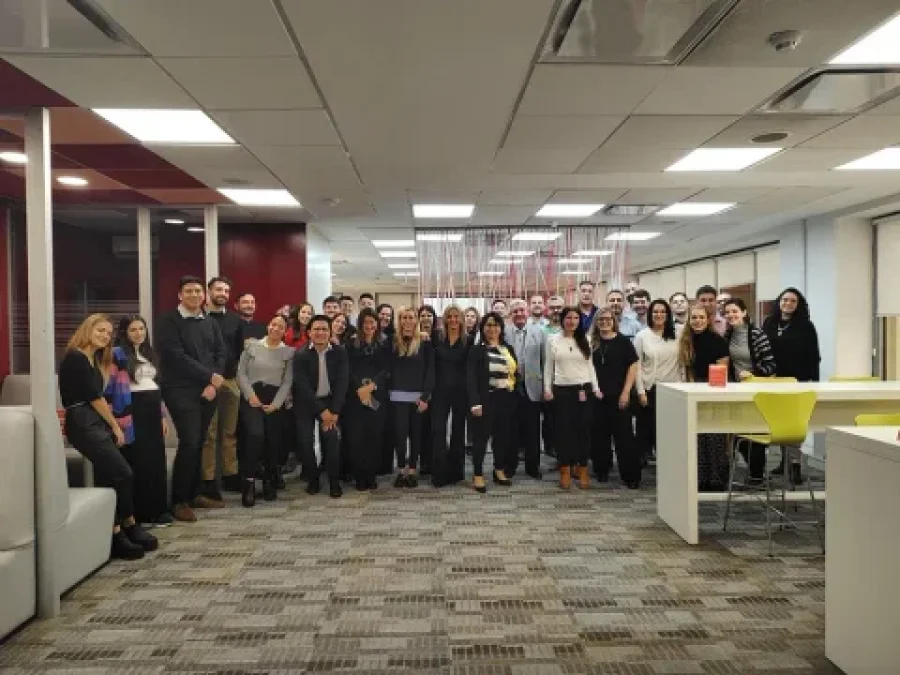 TENDENCIAS. Las "fotos de familia" en las oficinas podrían repetir las mismas caras.