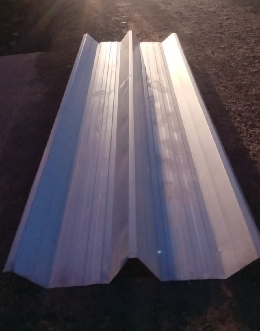 RECUPERADAS. Cuatro chapas de zinc de 3 metros cada una habían sido hurtadas.