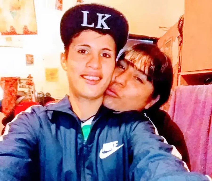 Brandon, con gorra, en una de las últimas fotos de la pareja