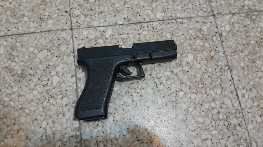 Una pistola de aire comprimido similar a esta fue secuestrada.