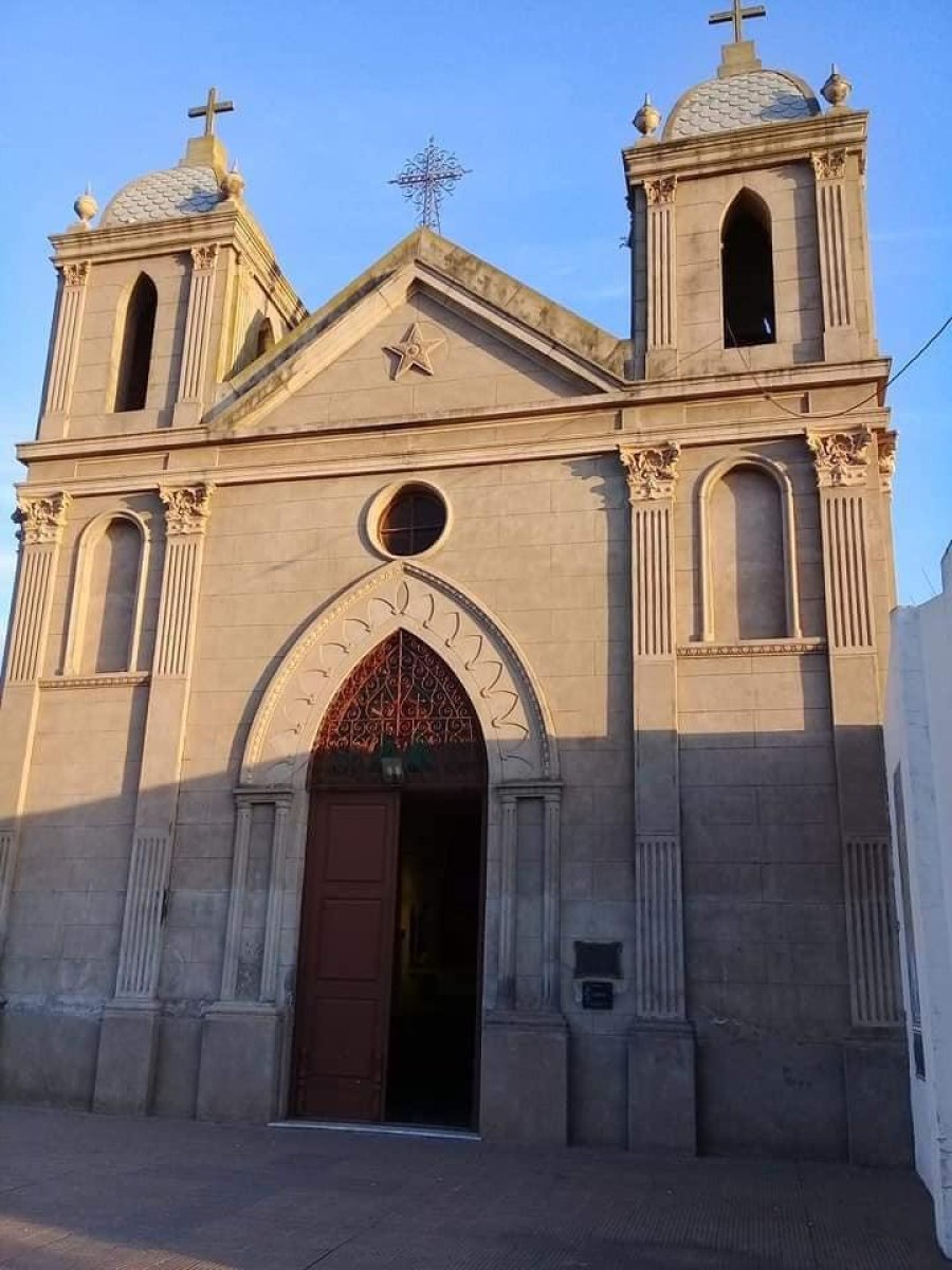 Templo San Camilo de Lelis, en honor al santo patrono.