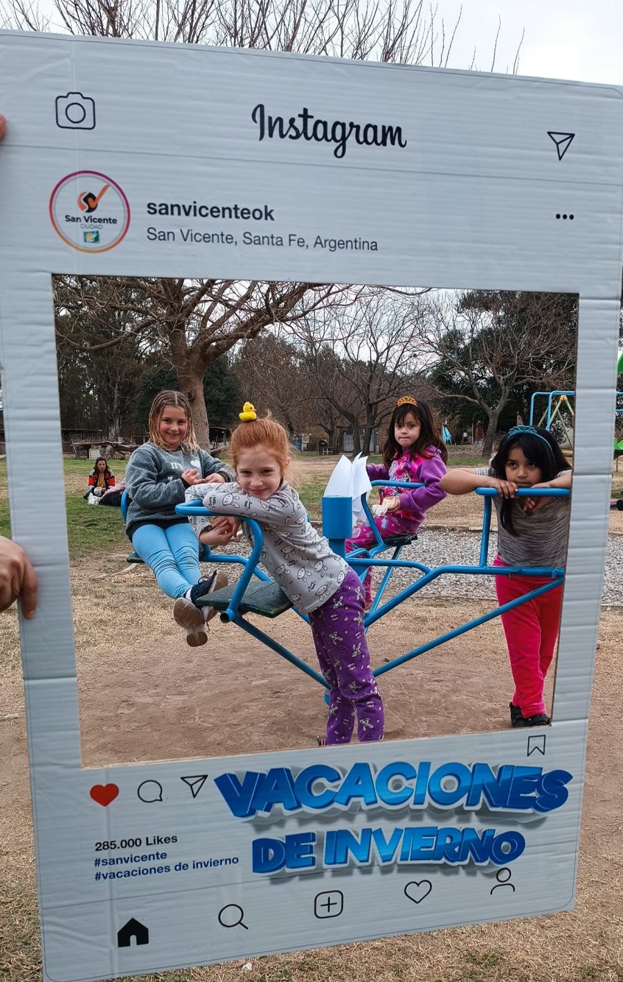 DIVERSI&Oacute;N. Un grupo de peque&ntilde;os disfrutando a pleno.
