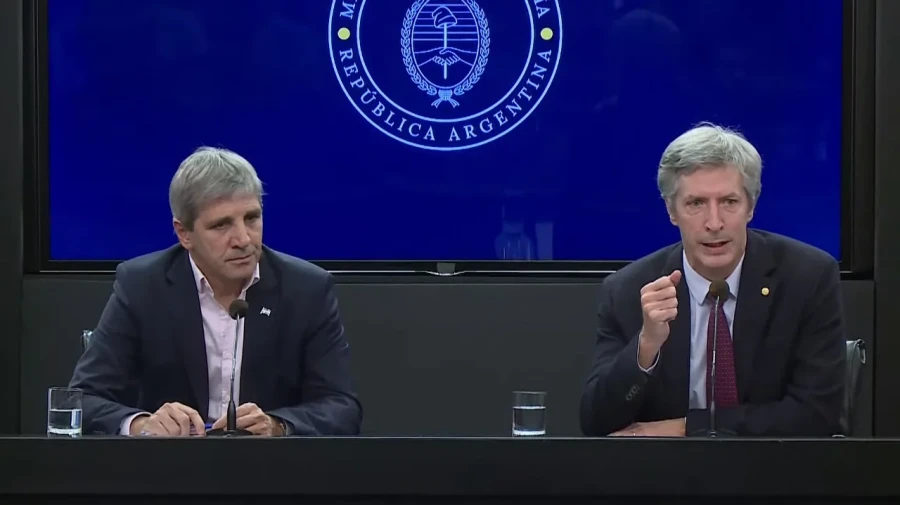 Caputo y Bausili cortaron flujo de fondos a provincias.