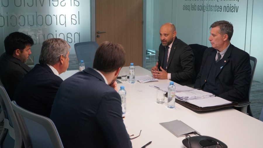 GESTIONES. Puccini (Producción) y Olivares (Economía) buscan ampliar el financiamiento para los sectores productivos