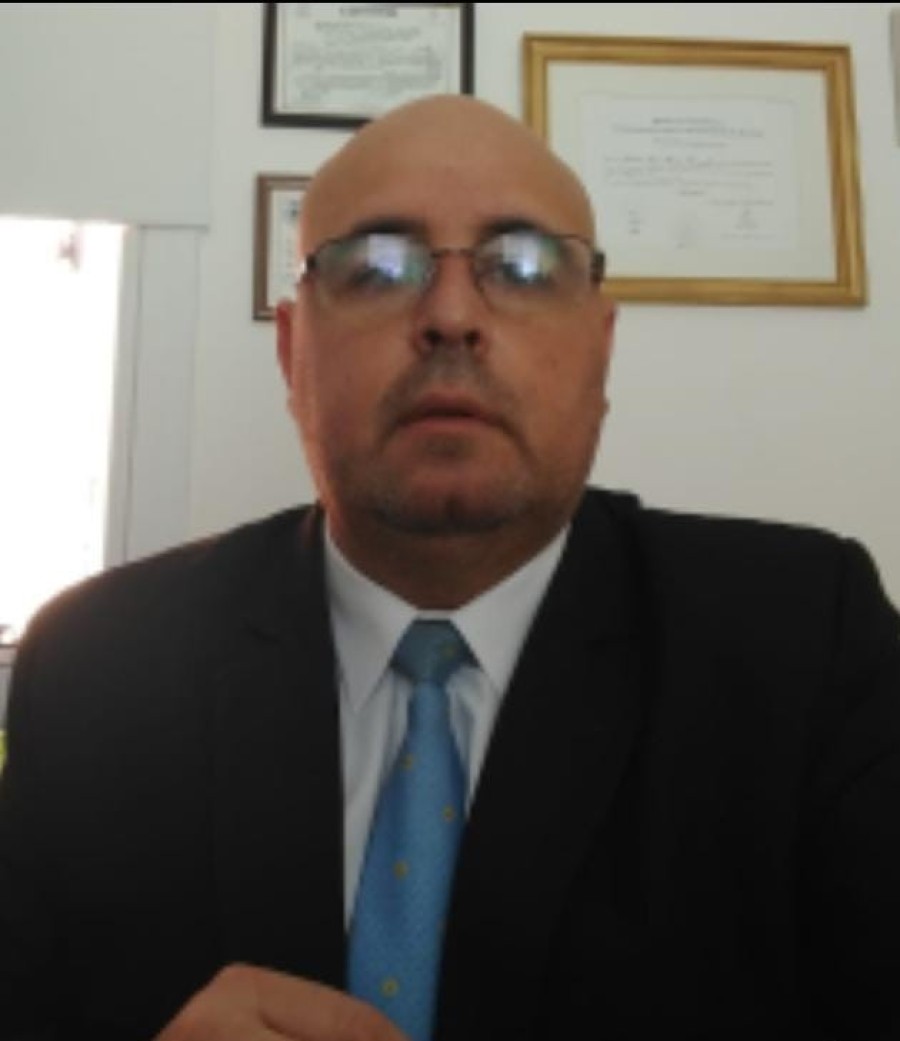 DEFENSOR. El abogado Carlos Farías Demaldé gestionó intensamente para obtener medidas cautelares no privativas de la libertad para su pupila.