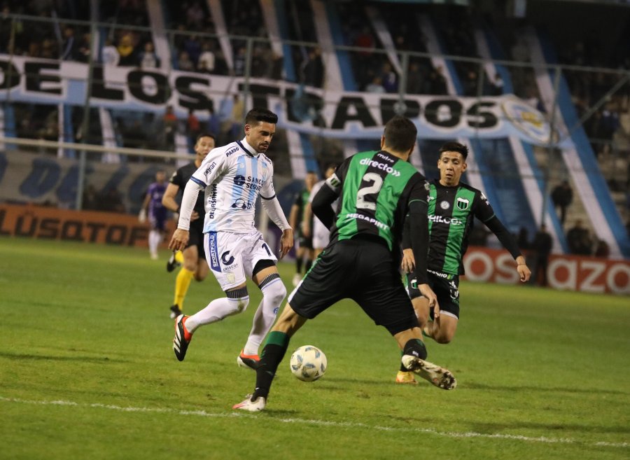 ATLÉTICO CAYÓ GOLEADO CON CHICAGO EN EL MONUMENTAL