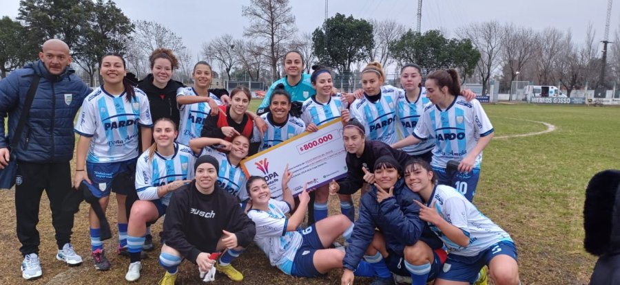 LAS CHICAS DE LA CREMA SIGUEN EN COPA SANTA FE DE FÚTBOL FEMENINO