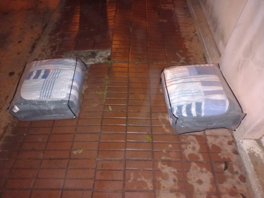 Dos de los acolchados recuperados por la GUR.