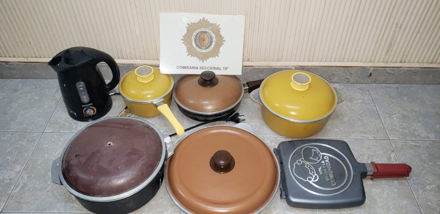 En un allanamiento en Barrio Jardín secuestraron elementos de cocina malhabidos.