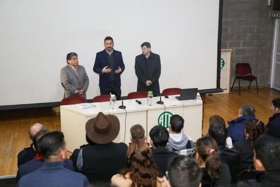 Participaron representantes de distintas localidades los departamentos La Capital, Las Colonias, Garay y San Justo.