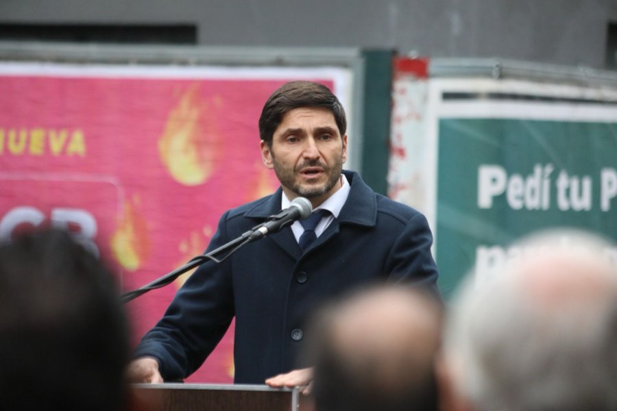 EN SANTA FE. El gobernador encabez&oacute; el acto en conmemoraci&oacute;n de los 30 a&ntilde;os de la AMIA.