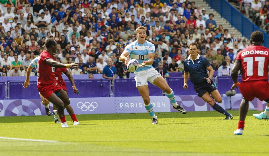 Los Pumas 7 debi&oacute; trabajar duro para vencer a una dif&iacute;cil Selecci&oacute;n de Kenya.
