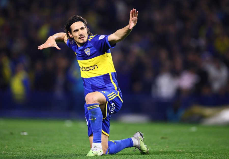 EL URUGUAYO CAVANI ANOTÓ EL GOL PARA LA VICTORIA