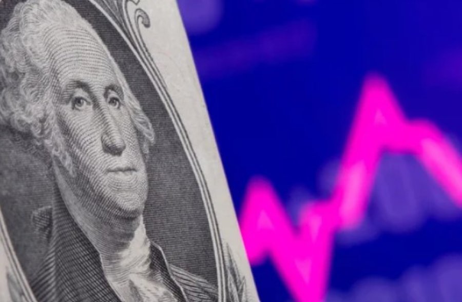 El BCRA tuvo que vender divisas.