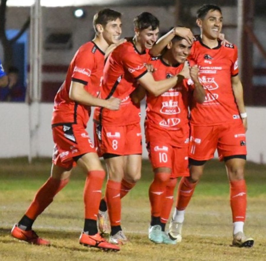 FERRO GOLEÓ A PEÑAROL EN VILLA ROSAS