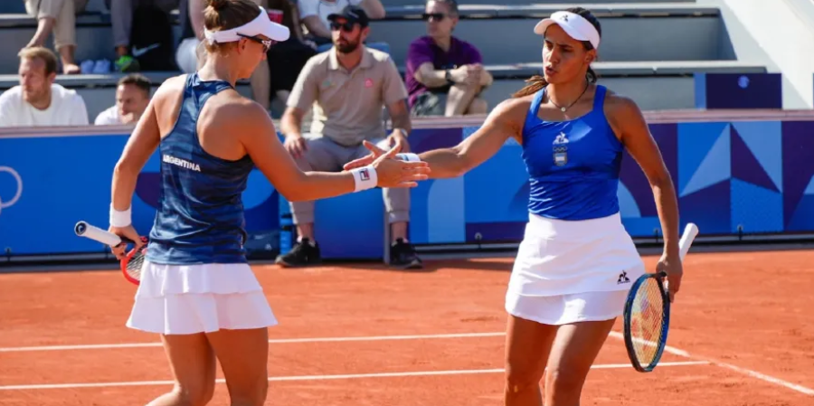 Nadia Podoroska y Lourdes Carlé avanzaron a la segunda ronda en dobles