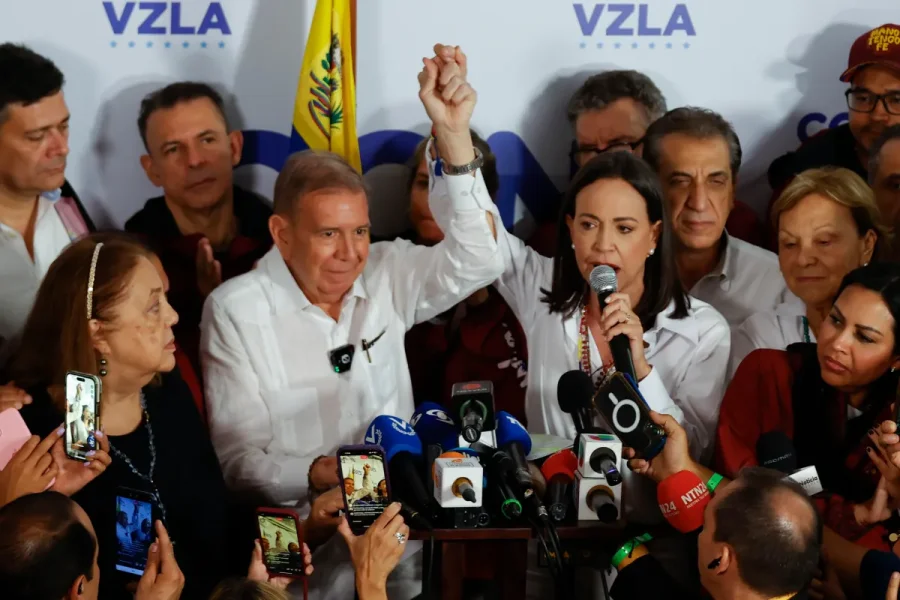 El candidato a la presidencia de Venezuela, Edmudo González Urrutia y la líder opositora venezolana, María Corina Machado.