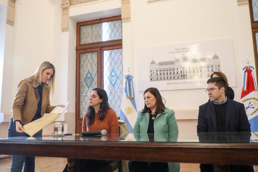El Gobierno licit&oacute; la compra de indumentaria para todos los agentes de la Polic&iacute;a y el Servicio Penitenciario.