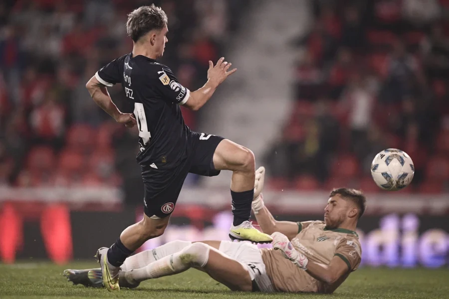 REALIDADES PARECIDAS./ Independiente y San Lorenzo necesitan sumar.