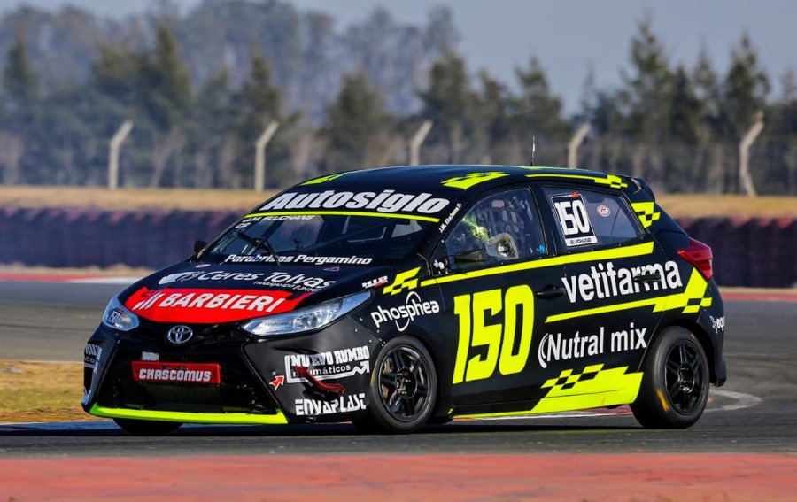 Juan Martín Eluchans fue la referencia del viernes con el Toyota Yaris.