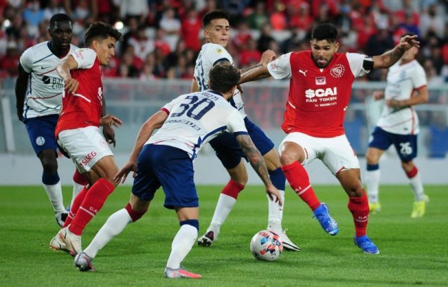 EL ROJO Y EL CICLÓN SE MIDEN EN AVELLANEDA