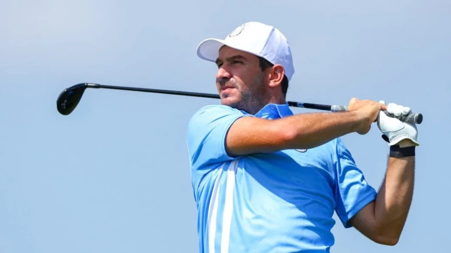 ACEPTABLE DESEMPEÑO./ Tosti estuvo en la pelea con grandes figuras.