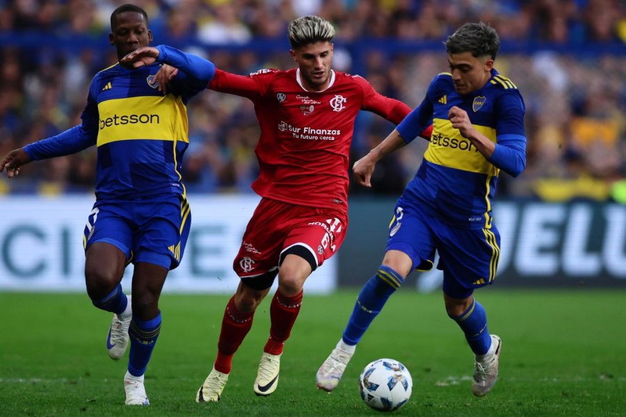 BOCA Y BARRACAS IGUALARON 1 A 1 EN LA BOMBONERA