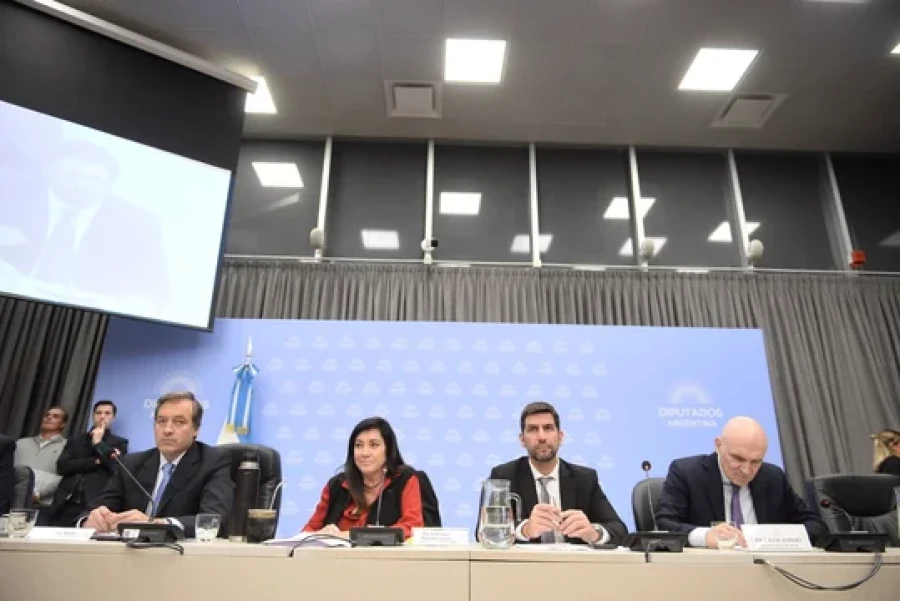 Miradas contrapuestas.