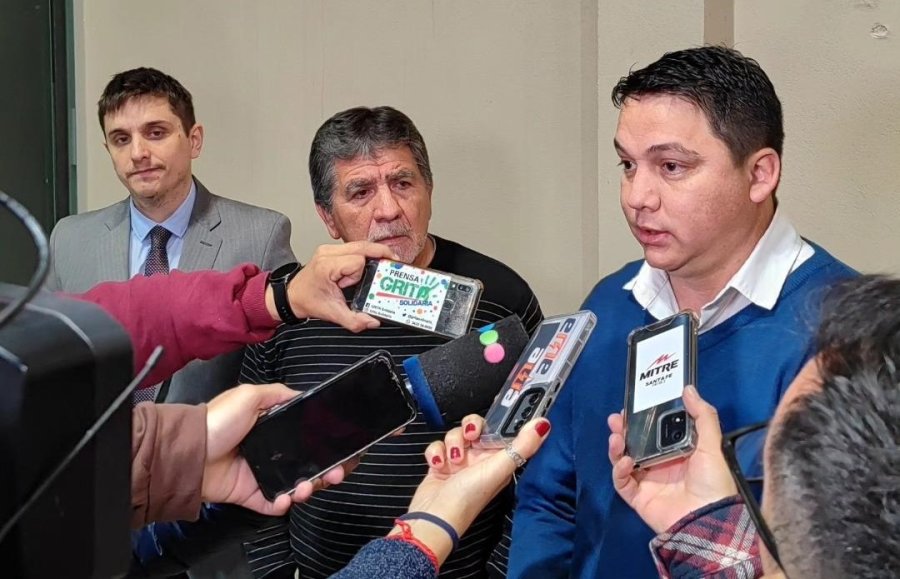 Jes&uacute;s Monz&oacute;n, secretario General de FESTRAM y Alberto Sosa, titular de UTRAM.