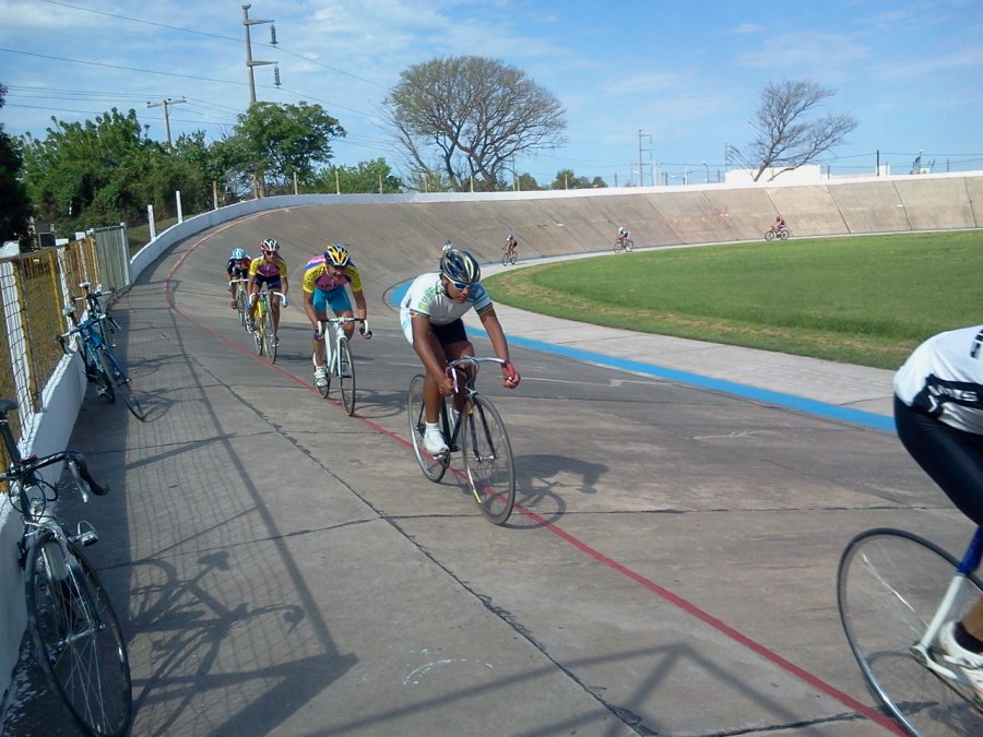 VEL&Oacute;DROMO. "En las actuales condiciones no es reglamentario para Juegos Suramericanos", afirm&oacute; Gabriel Curuchet.
