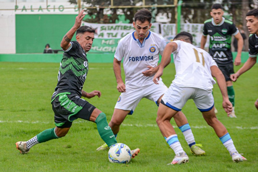 NICOLAS PAUTASSO./ Volante central del Bicho Verde.