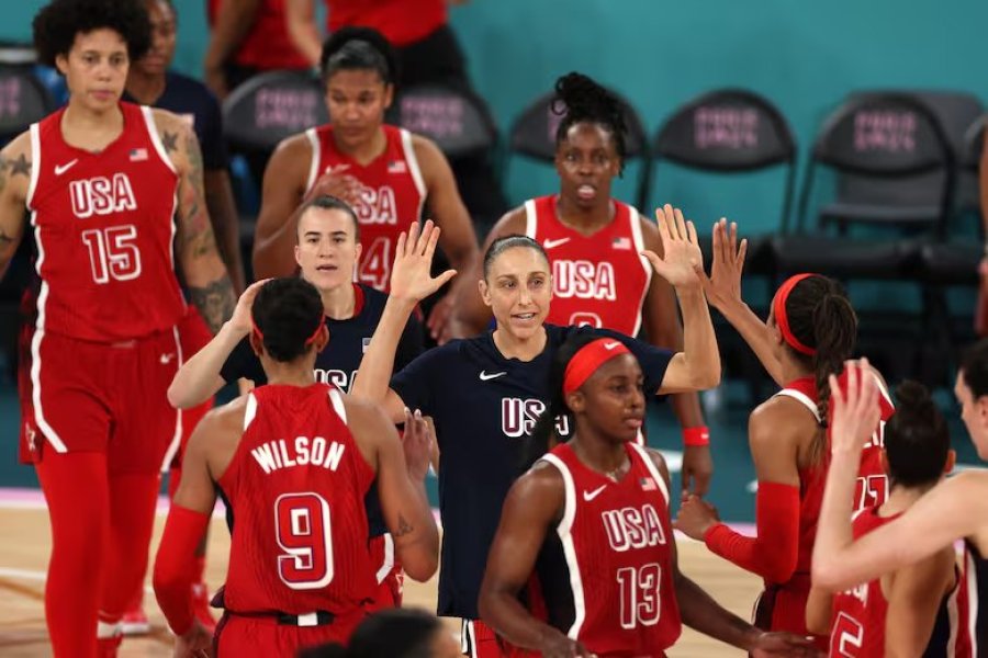MEDALLA CLAVE./ Estados Unidos ganó este domingo el oro en basquet femenino.