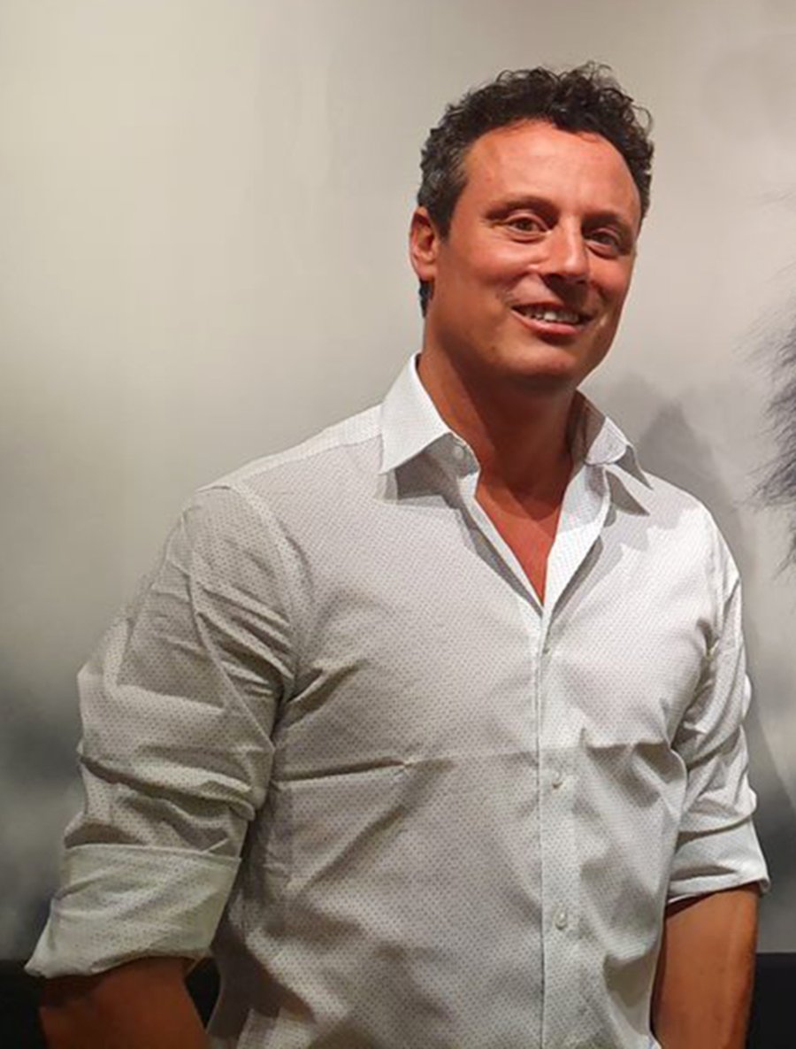 MAT&Iacute;AS VACCAREZZA. Autor de esta nota.
