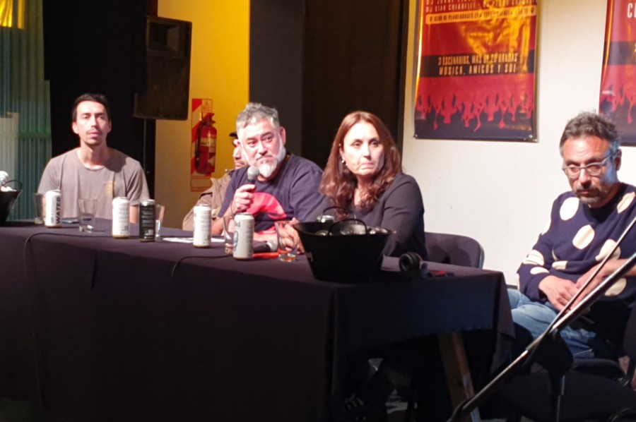 Durante la conferencia.