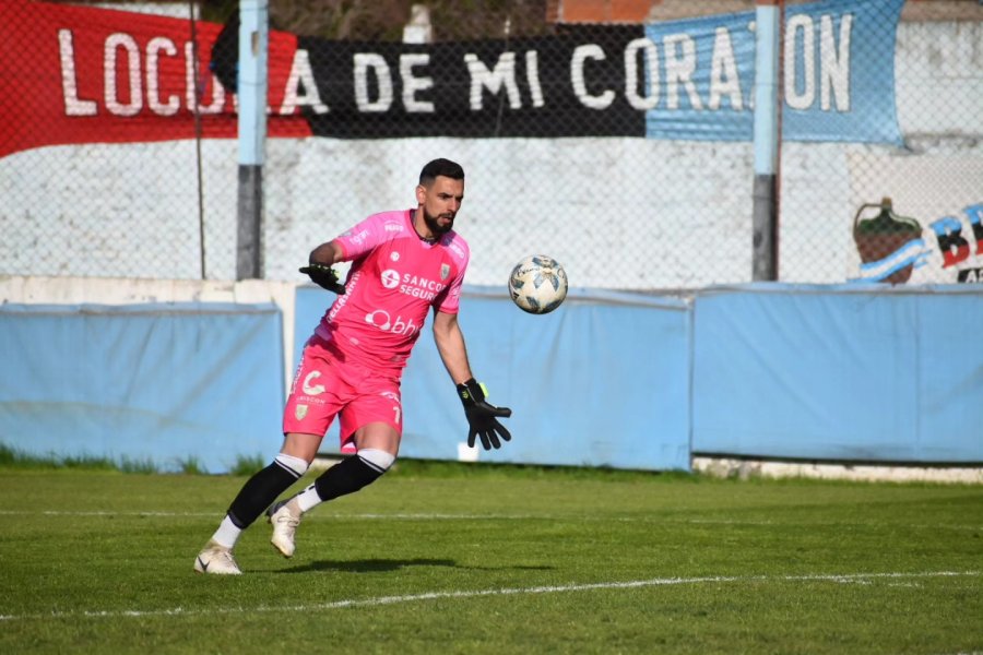LESIONADO./ Emanuel Bilbao tendría un desgarro.
