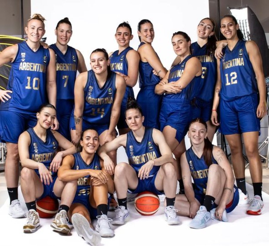 EN KIGALI./ Las chicas del seleccionado argentino.