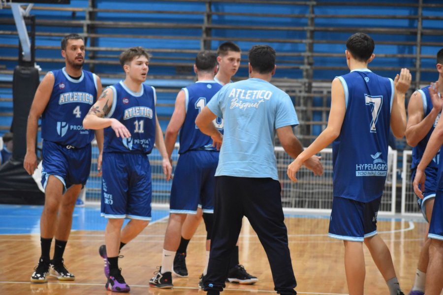 SEGUNDA DERROTA./ En el torneo la Crema ganó un encuentro y perdió dos.